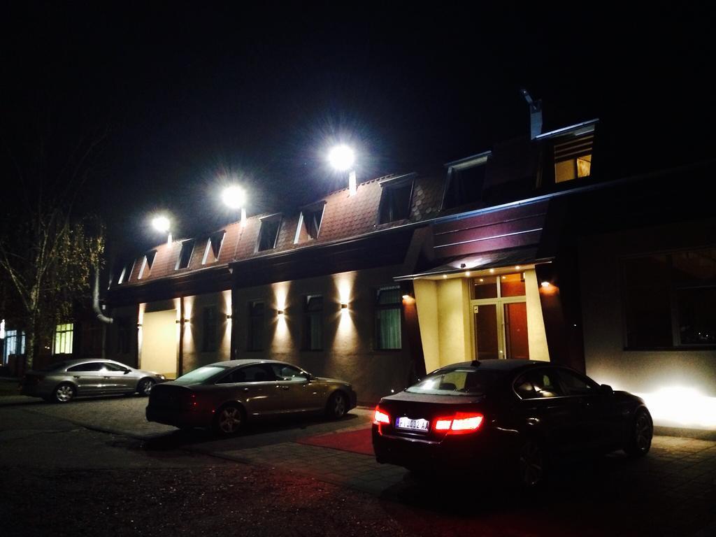 Prenociste Gazela Bed & Breakfast Pirot Exterior foto