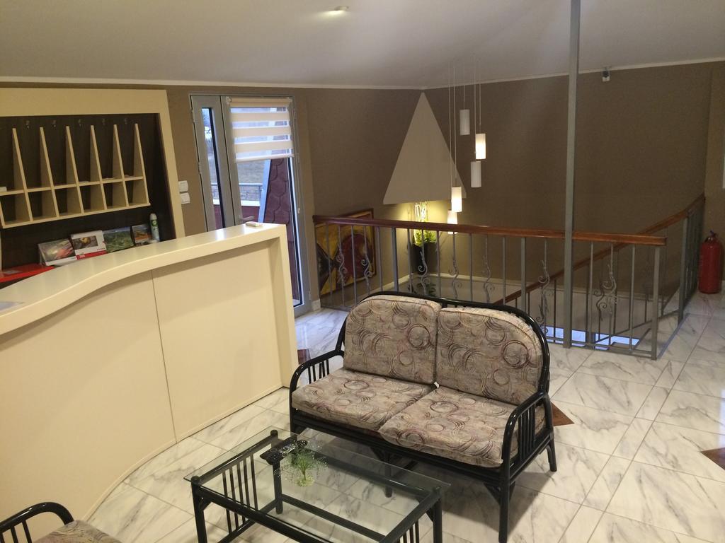 Prenociste Gazela Bed & Breakfast Pirot Exterior foto
